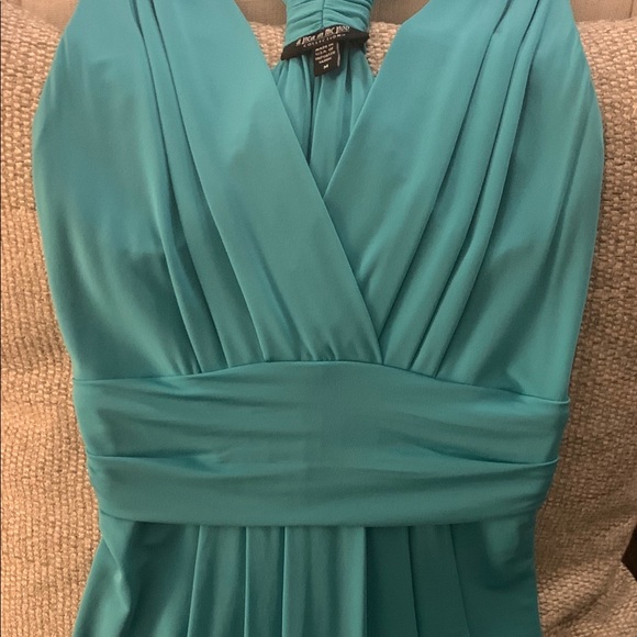 A Pea in the Pod Maternity Dress - Picture 1 of 4